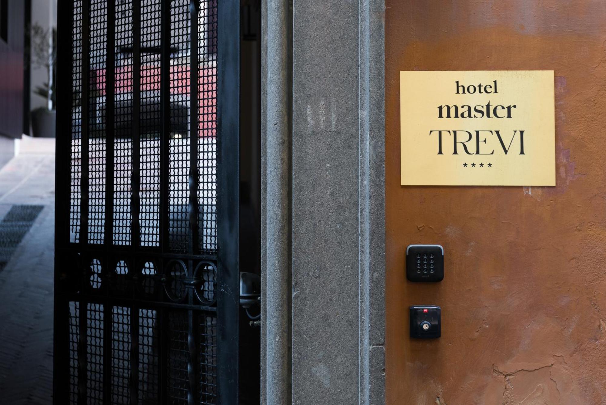 Master Trevi Aparthotel Рим Екстериор снимка
