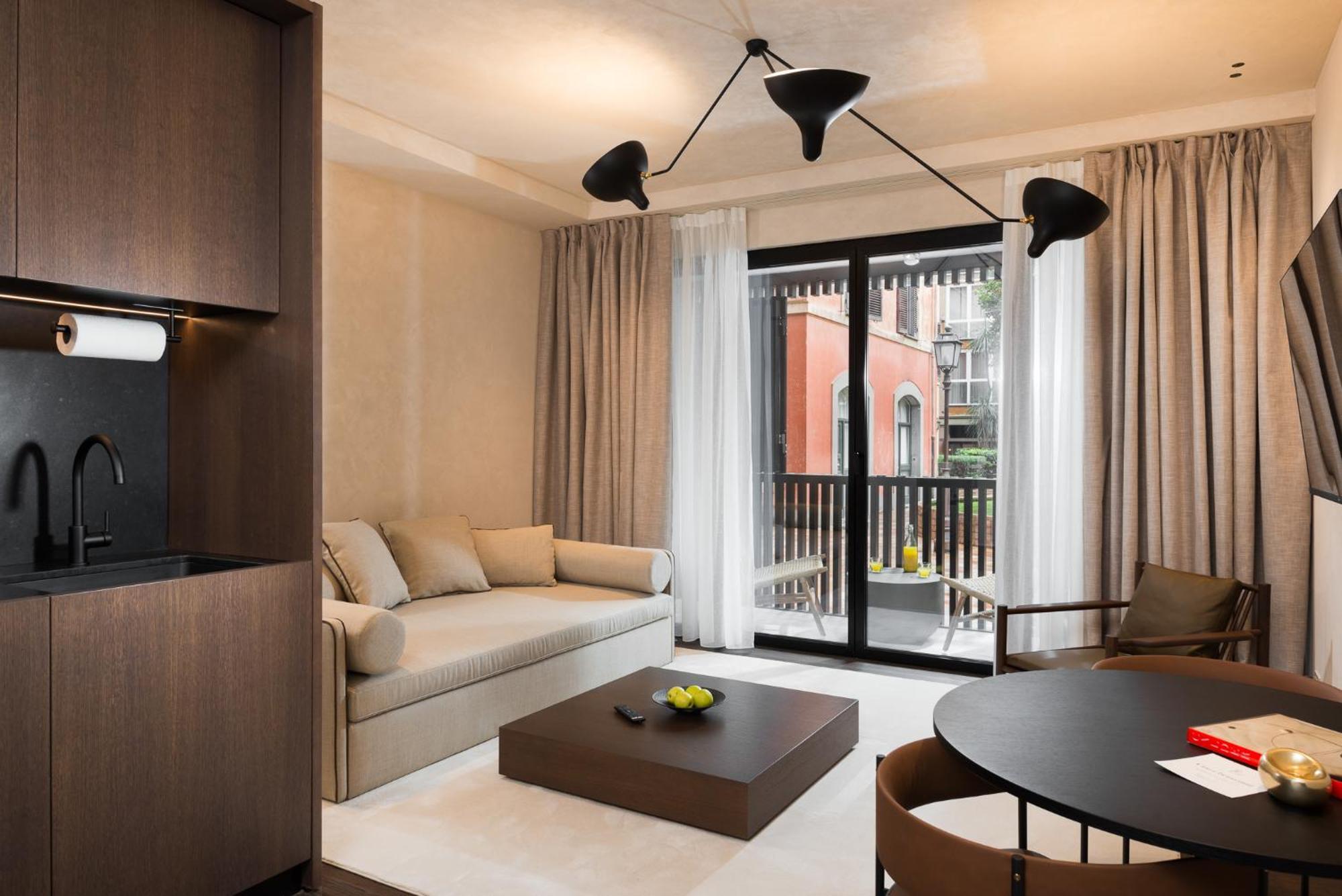 Master Trevi Aparthotel Рим Екстериор снимка
